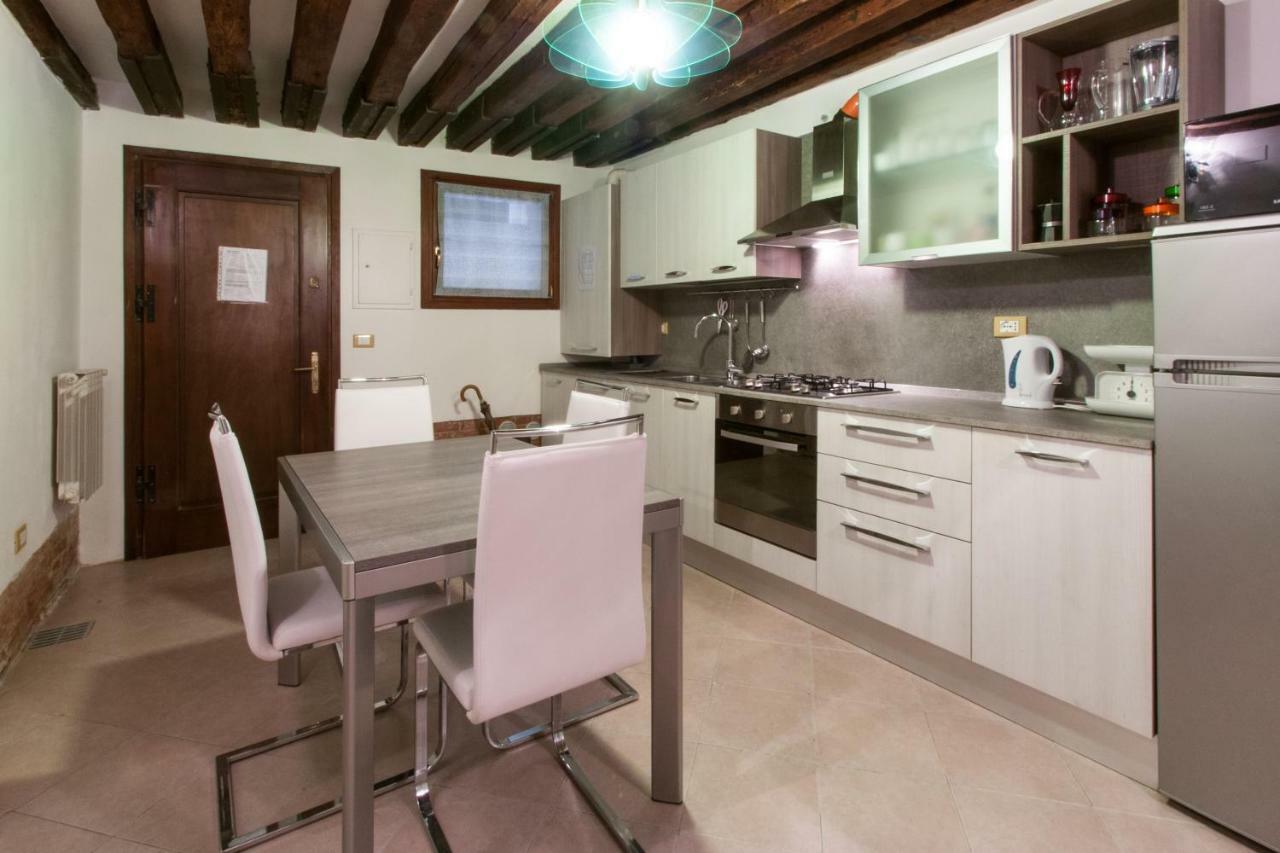 Appartamenti Ca'Giustinian Veneza Exterior foto