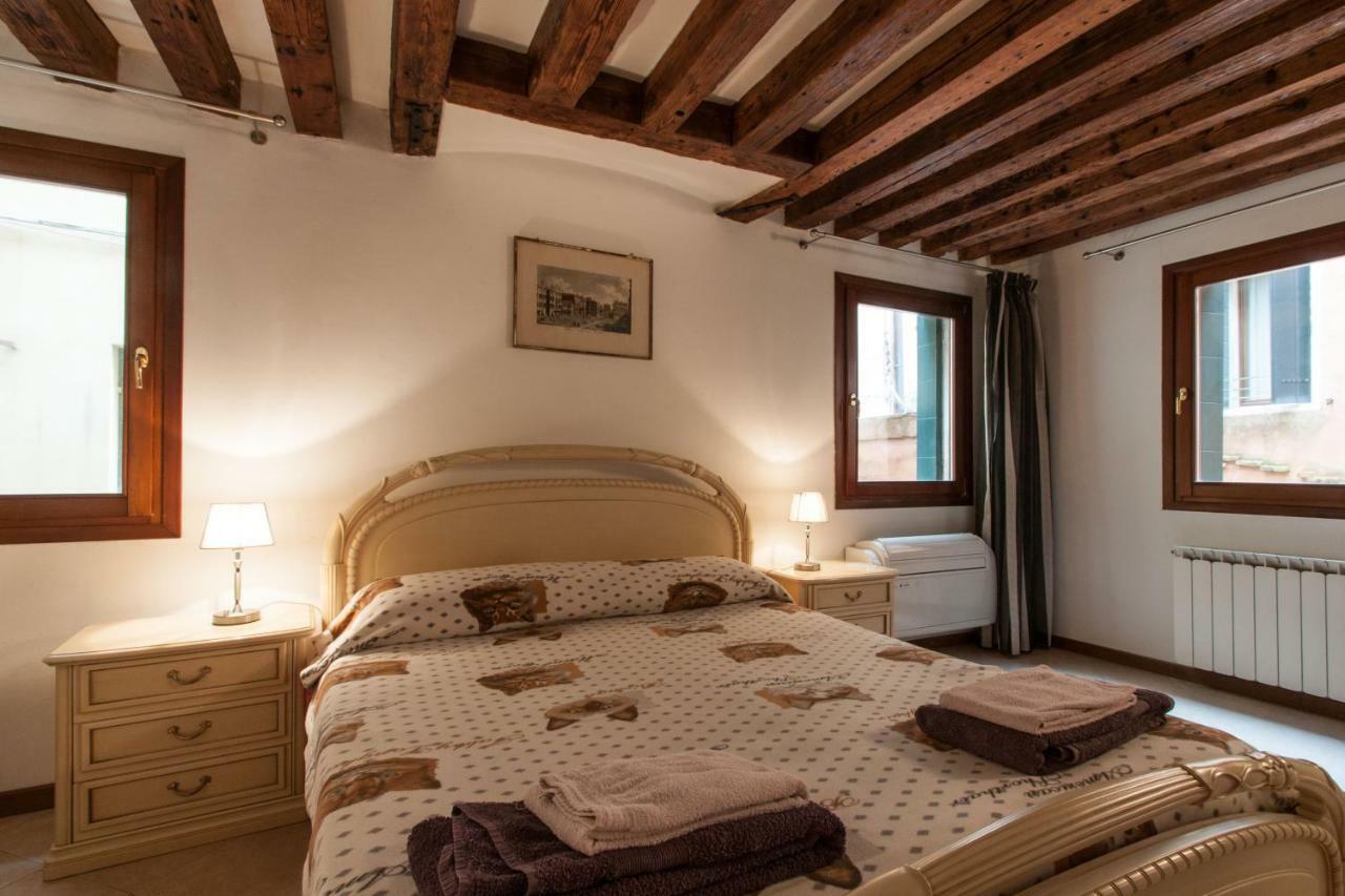 Appartamenti Ca'Giustinian Veneza Exterior foto